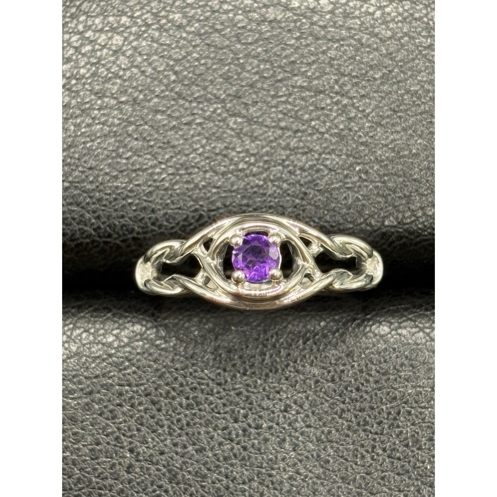 New Condition Sterling Silver Genuine Amethyst Ring Size 6.25 925 D29